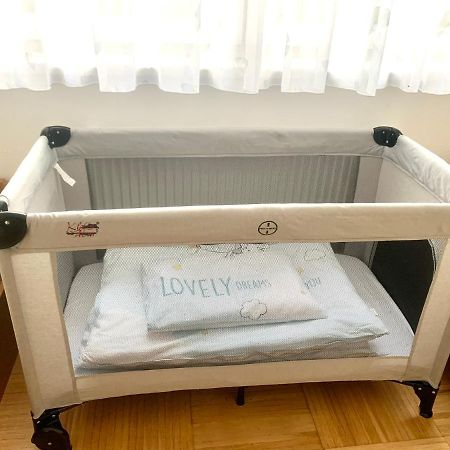 Geraeumige Ferienwohnung Im Zentrum Sankt Poelten Esterno foto