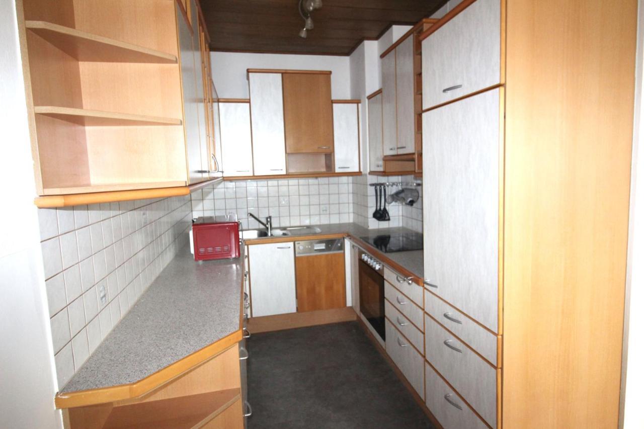 Geraeumige Ferienwohnung Im Zentrum Sankt Poelten Esterno foto
